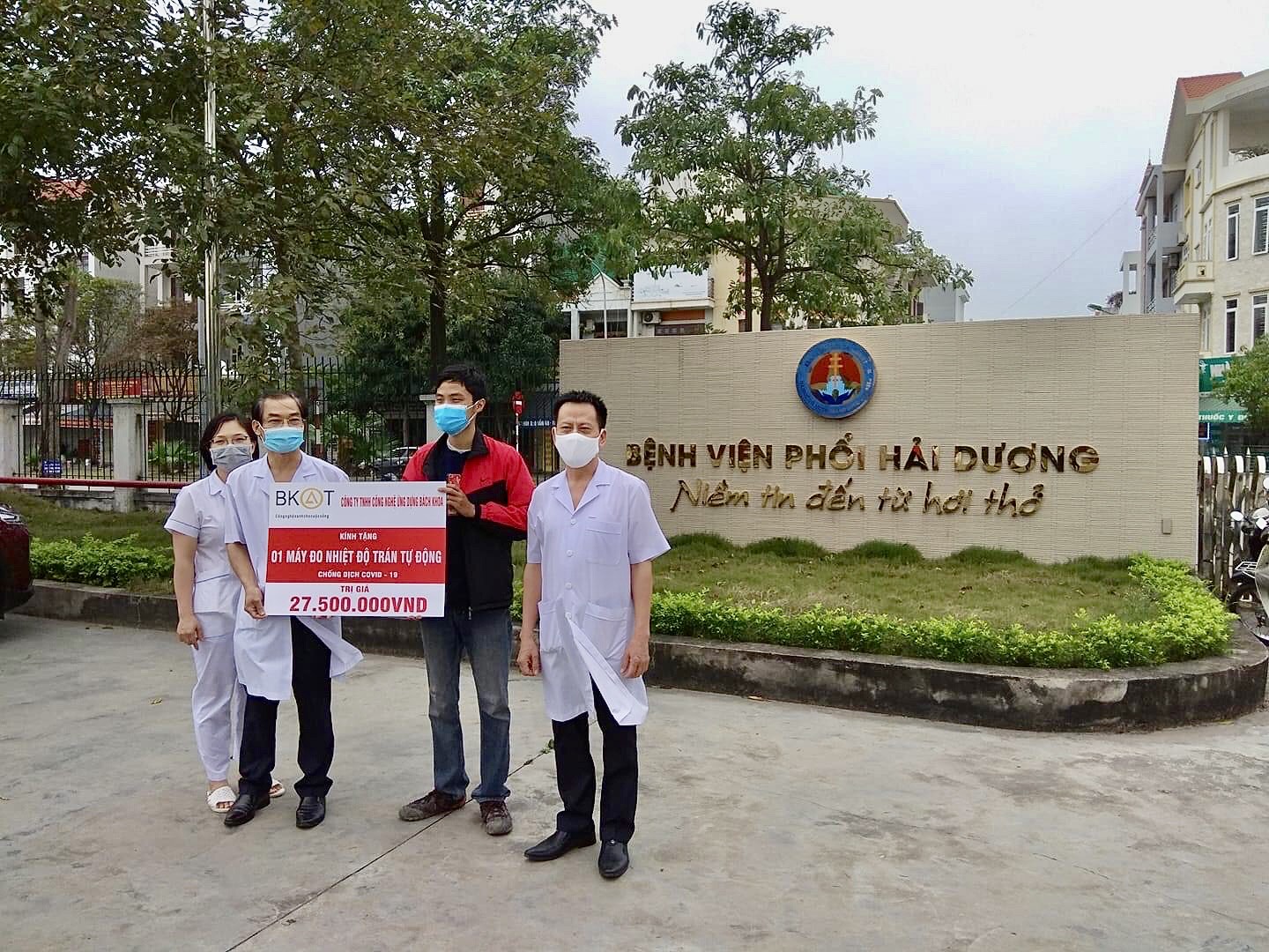 Bệnh viện Phổi Hải Dương tiếp nhận nhiều vật tư, máy hỗ trợ điều trị bệnh nhân Covid-19