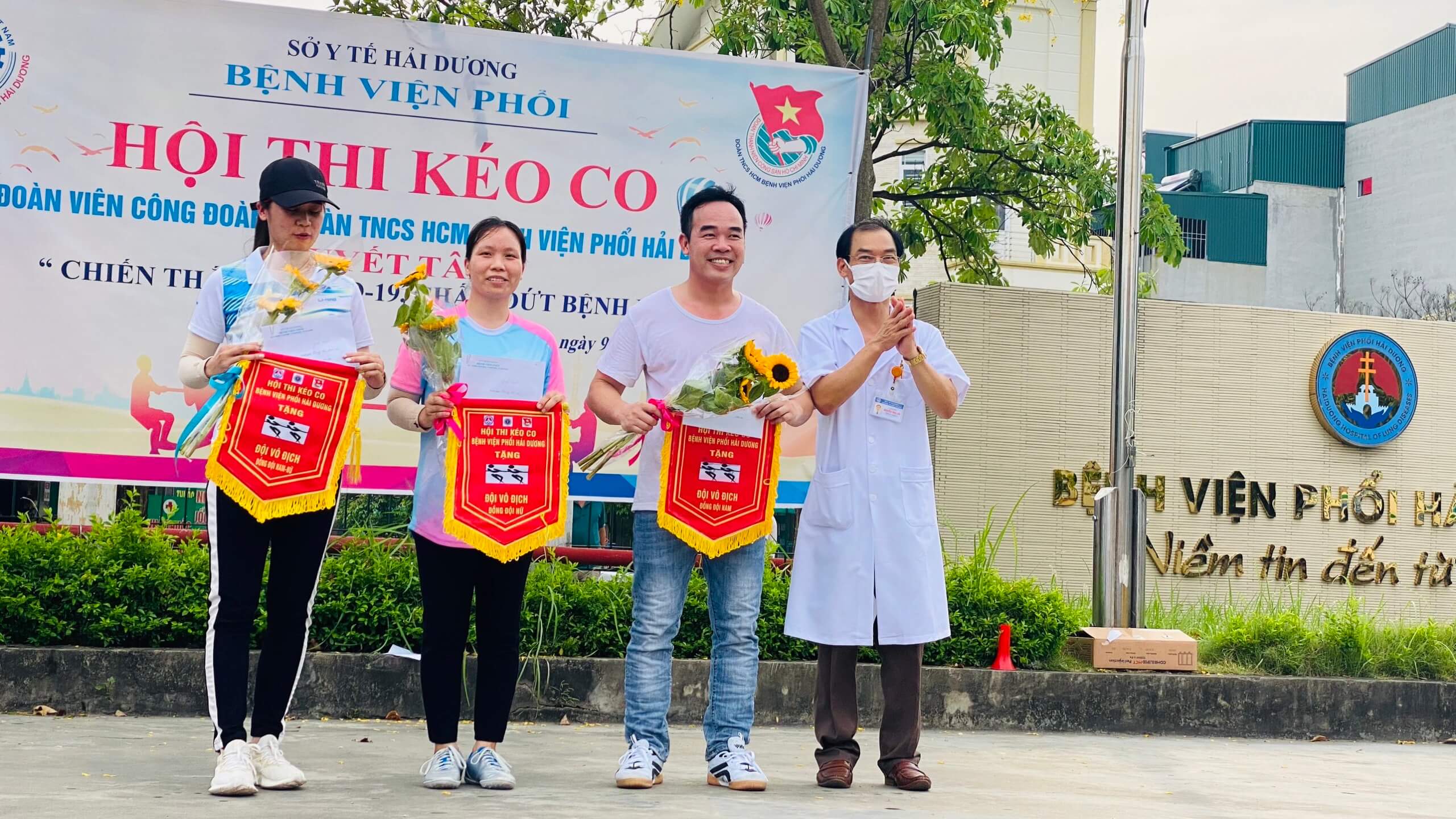 Giải kéo co Bệnh viện Phổi Hải Dương năm 2022
