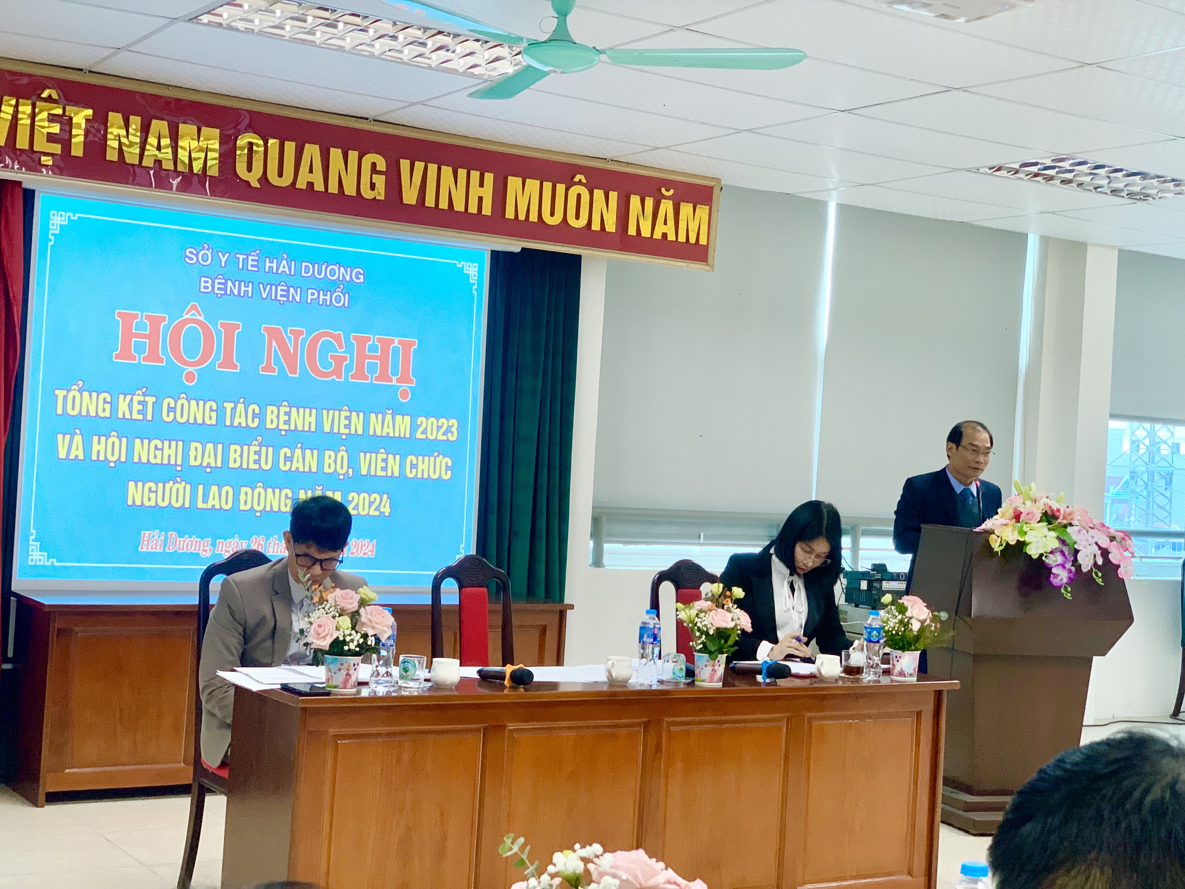 Bệnh viện Phổi Hải Dương tổ chức Hội nghị Tổng kết công tác y tế và Hội nghị cán bộ, viên chức, người lao động năm 2024