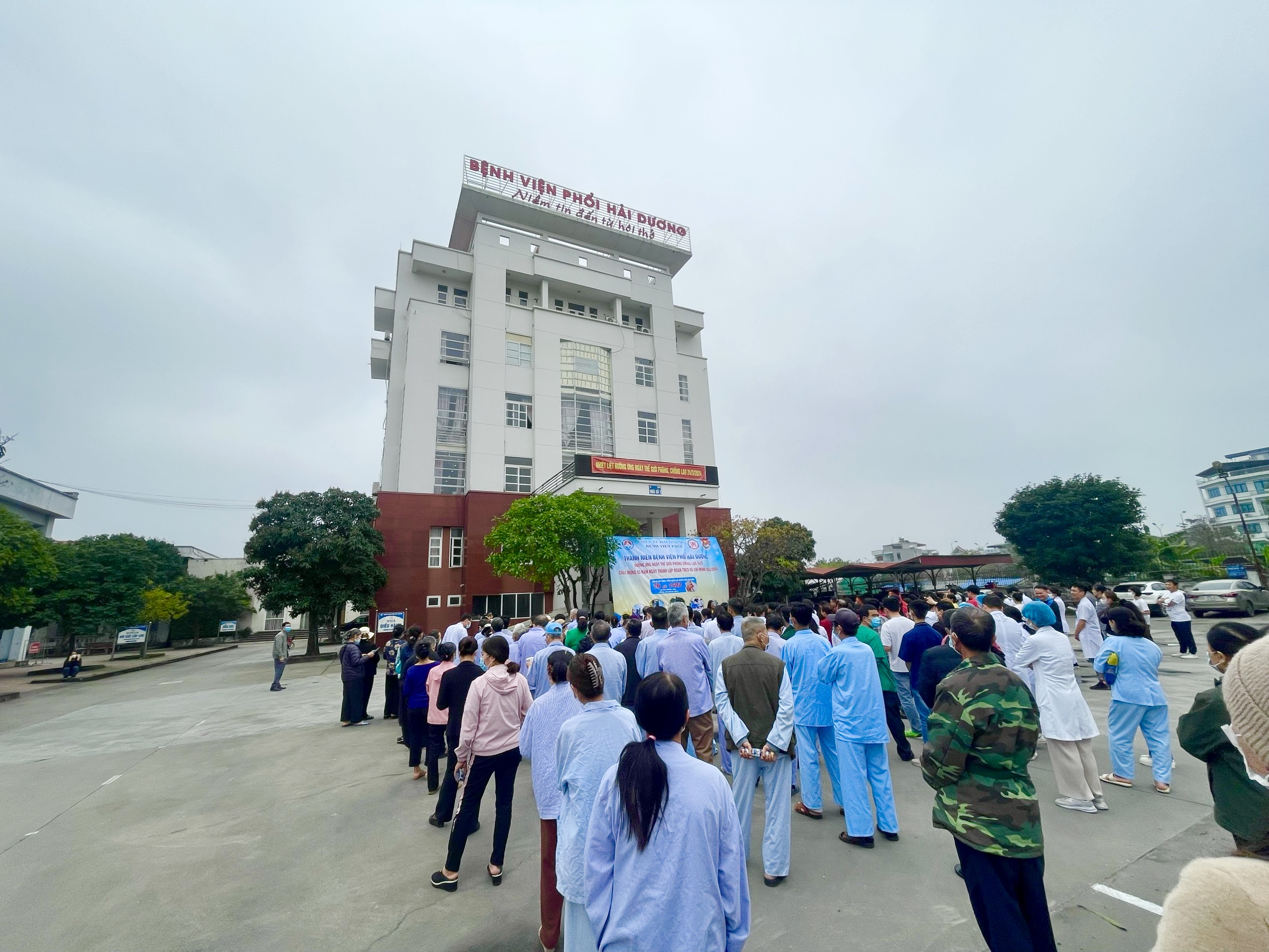 Mít tinh Hưởng ứng ngày Thế giới phòng chống lao 24/3.