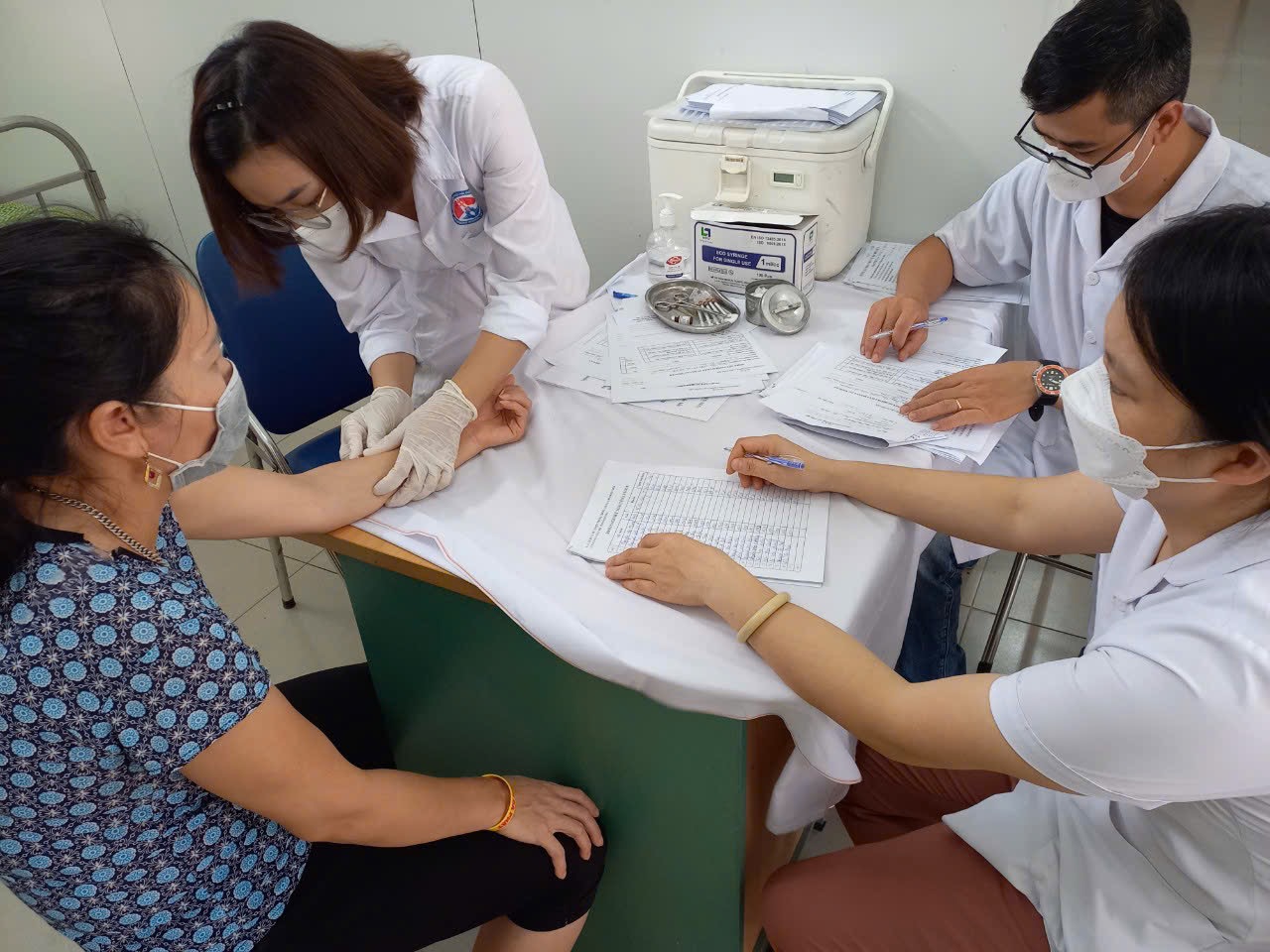 Bệnh viện Phổi Hải Dương tổ chức khám sàng lọc phát hiện chủ động các bệnh phổi.