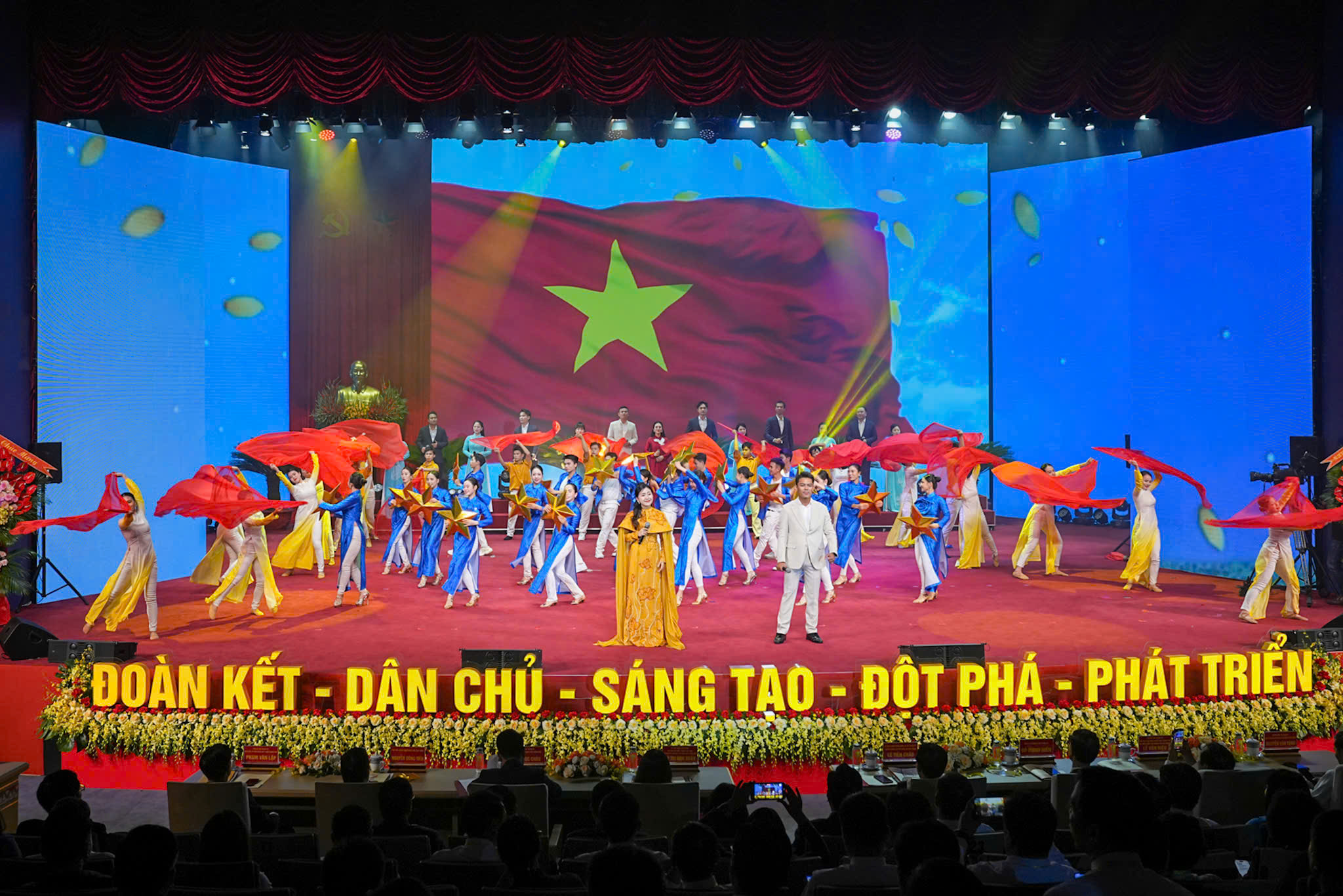 Bệnh viện Phổi Hải Dương nhiệt liệt chào mừng Đại hội Thi đua yêu nước thành phố Hải Phòng lần thứ I (2025 – 2030).